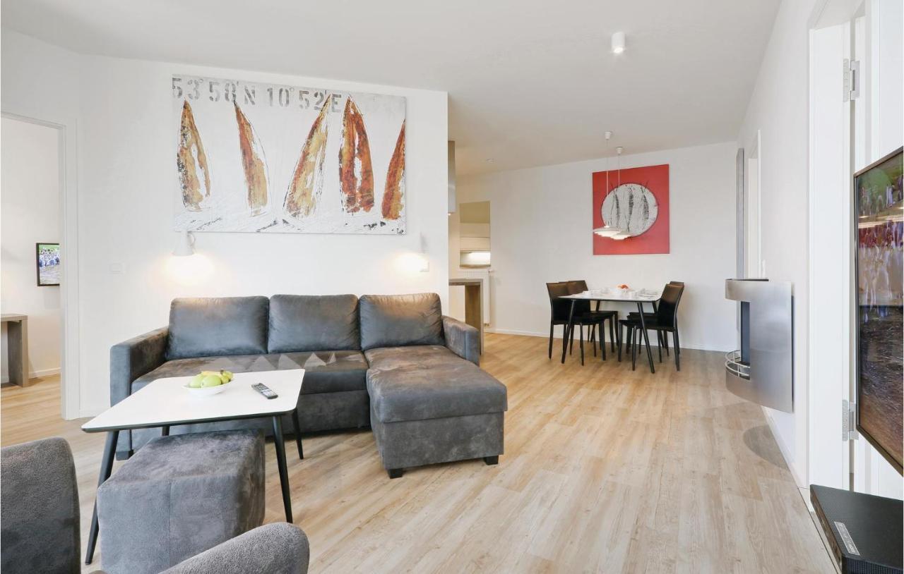 2 Bedroom Awesome Apartment In Luebeck Travemuende Extérieur photo