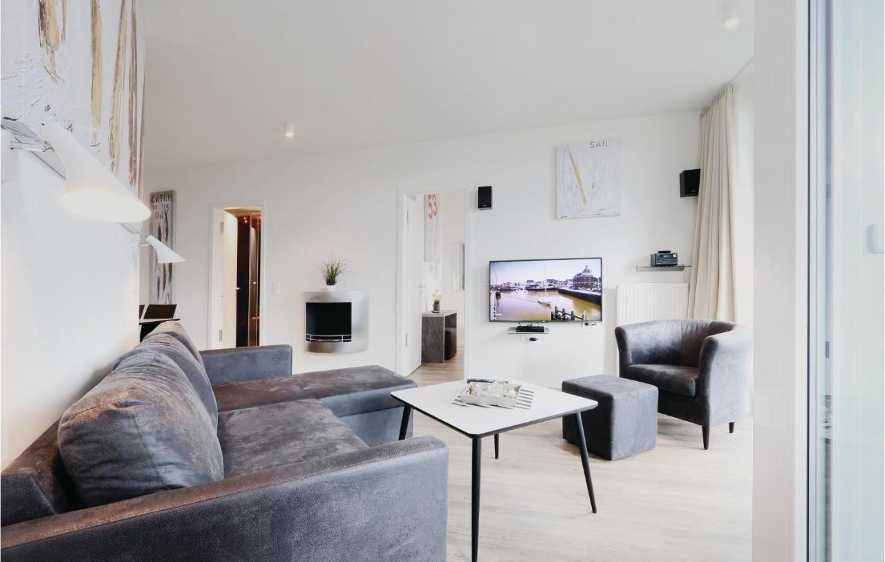 2 Bedroom Awesome Apartment In Luebeck Travemuende Extérieur photo